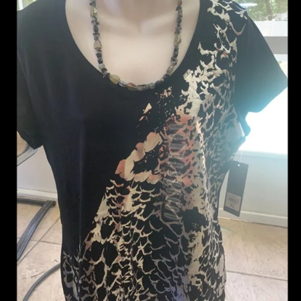 NWT Kenneth Cole Reaction Women's Black & Silver Top-Size XL